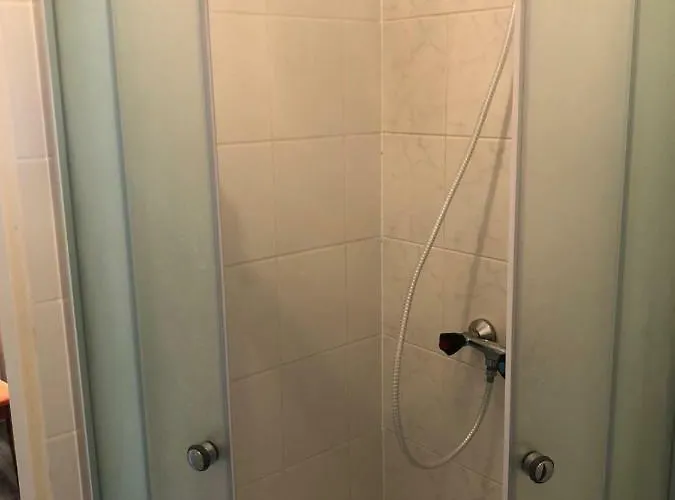 Πανσιόν Ubytovna Dukat *