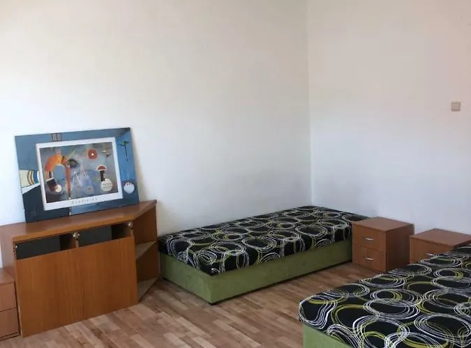 Πανσιόν Ubytovna Dukat *
